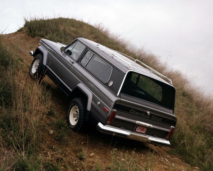  Jeep Cherokee Chief Wide Stance S Pkg. (17) 1976 года  (фото 3 из 9)